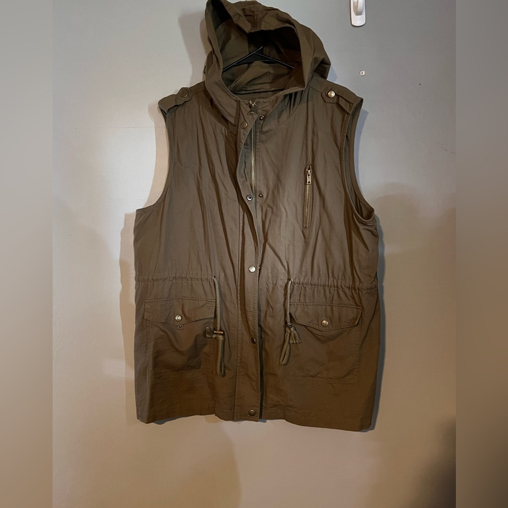 ZENANA DRAWSTRING WAIST MILITARY HOODIE VEST
